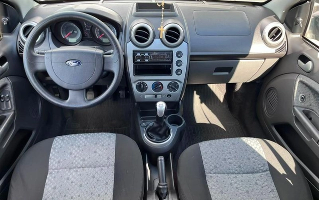 imagem-https://www.socarrao.com.br/sc-vehicle-images-prod/2600504/1787690841796-8192947_21_B_61ce67a576.jpeg