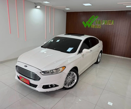 Ford Fusion 2014 Branco — foto 1 de 3