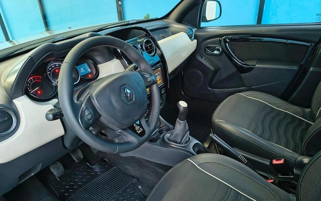 imagem-https://www.socarrao.com.br/sc-vehicle-images-prod/2601697/1785357477320-8231435_12_B_df9bc3a4cb.jpeg