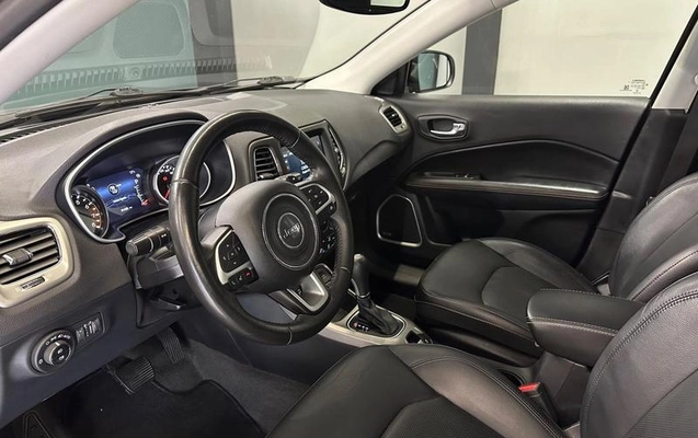 imagem-https://www.socarrao.com.br/sc-vehicle-images-prod/2602134/1789662666297-8275830_10_B_ebeaf0d32e.jpeg