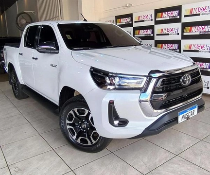 Toyota Hilux 2025 Branco — foto 1 de 3