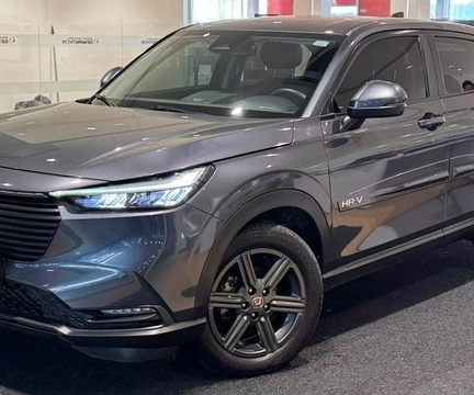 Honda HR-V 2023 Cinza — foto 1 de 3