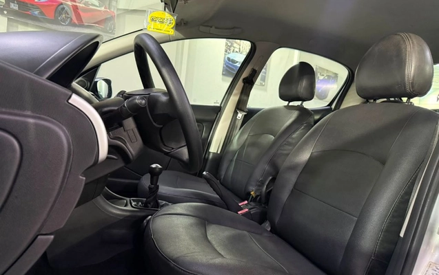 imagem-https://www.socarrao.com.br/sc-vehicle-images-prod/2603238/1789498527299-gb-37121fe.jpeg