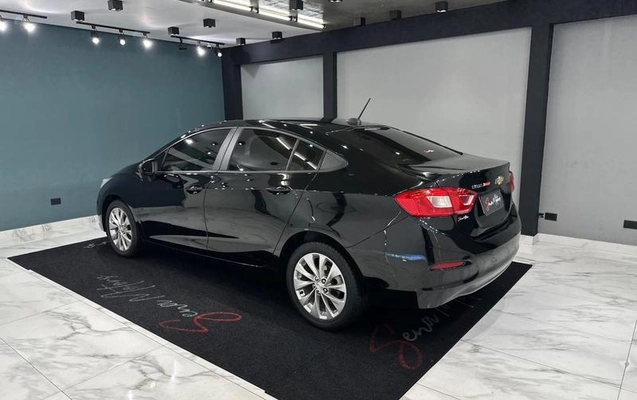 imagem-https://www.socarrao.com.br/sc-vehicle-images-prod/2603640/1789662482689-8042422_5_B_be33518bcf.jpeg