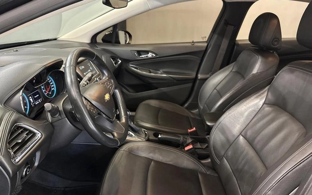 imagem-https://www.socarrao.com.br/sc-vehicle-images-prod/2603640/1789662482694-8042422_9_B_5a5bcb91ba.jpeg
