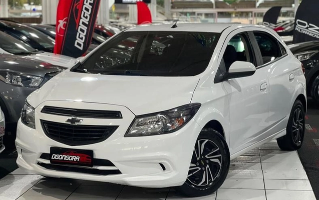 imagem-https://www.socarrao.com.br/sc-vehicle-images-prod/2606433/1790808679621-8276306_1_B_e167013fcd.jpeg
