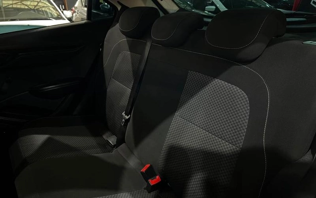 imagem-https://www.socarrao.com.br/sc-vehicle-images-prod/2606433/1790808679636-8276306_7_B_56791df9ff.jpeg