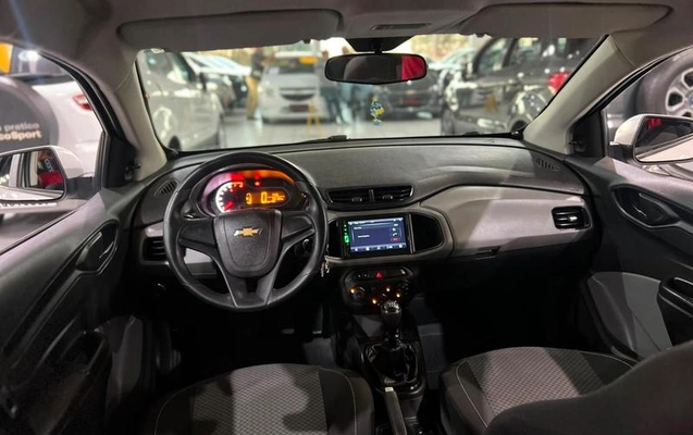 imagem-https://www.socarrao.com.br/sc-vehicle-images-prod/2606433/1790808679642-8276306_12_B_76c259c9e7.jpeg