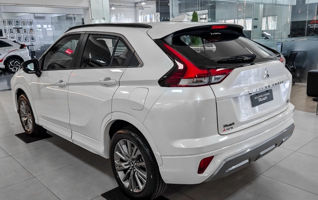imagem-https://www.socarrao.com.br/sc-vehicle-images-prod/2614/1781102351041-MjAyNjA2MDhfMTUwNTQxLmpwZw.jpg