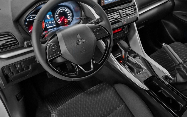 imagem-https://www.socarrao.com.br/sc-vehicle-images-prod/2614/1781102351346-MjAyNjA2MDhfMTUwMzA3LmpwZw.jpg