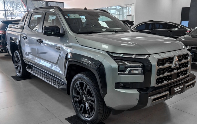 imagem-https://www.socarrao.com.br/sc-vehicle-images-prod/2615/1781102126763-MjAyNjA2MDhfMTA1NzU1LmpwZw.jpg