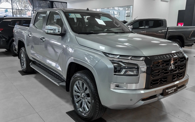 imagem-https://www.socarrao.com.br/sc-vehicle-images-prod/2616/1781101734855-MjAyNjA2MDhfMTY1MTMzLmpwZw.jpg