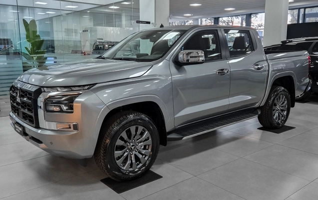 imagem-https://www.socarrao.com.br/sc-vehicle-images-prod/2616/1781101735072-MjAyNjA2MDhfMTY1MTEzLmpwZw.jpg