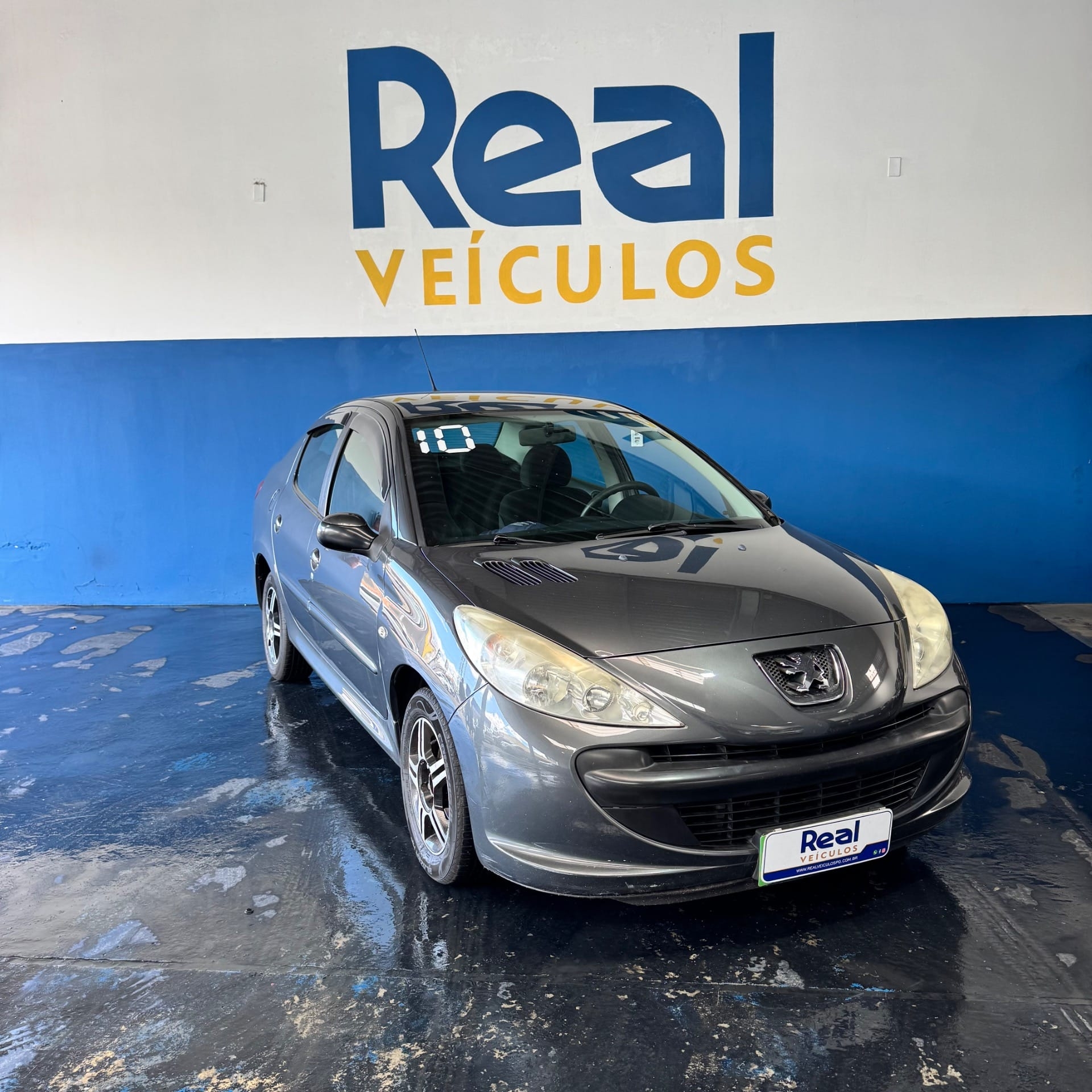 Peugeot 207 Sed. Passion XR Sport 1.4 Flex 8V 4p na cor Cinza em Ponta Grossa / PR - 26171