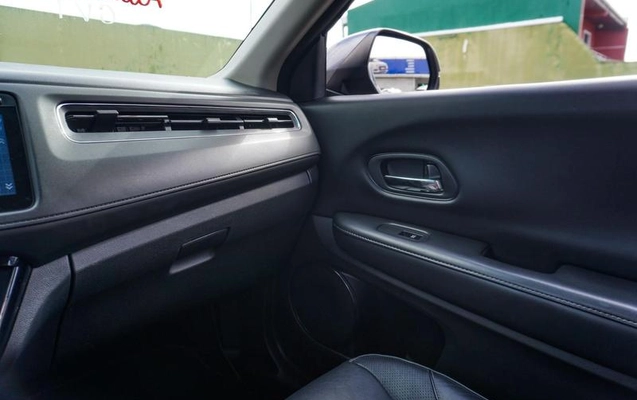 imagem-https://www.socarrao.com.br/sc-vehicle-images-prod/2618046/1787331701846-8136586_13_B_8bdb0780c5.jpeg