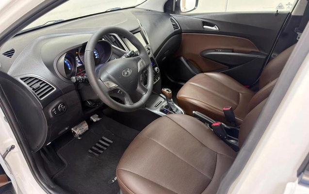 imagem-https://www.socarrao.com.br/sc-vehicle-images-prod/2618200/1787140522186-8134847_7_B_6f45307c8a.jpeg