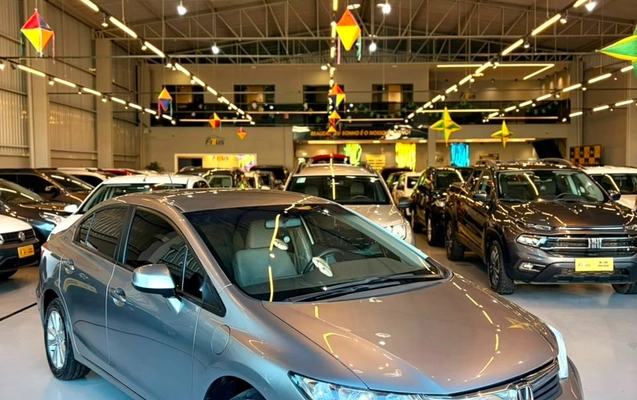 imagem-https://www.socarrao.com.br/sc-vehicle-images-prod/2618356/1784030408487-fddd4382-f6b2-439a-b846-95d411864cff.jpg