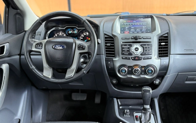 imagem-https://www.socarrao.com.br/sc-vehicle-images-prod/2618623/1784030881826-003_ebf0331cc7ce57ee5a90b29704e4db17.jpeg