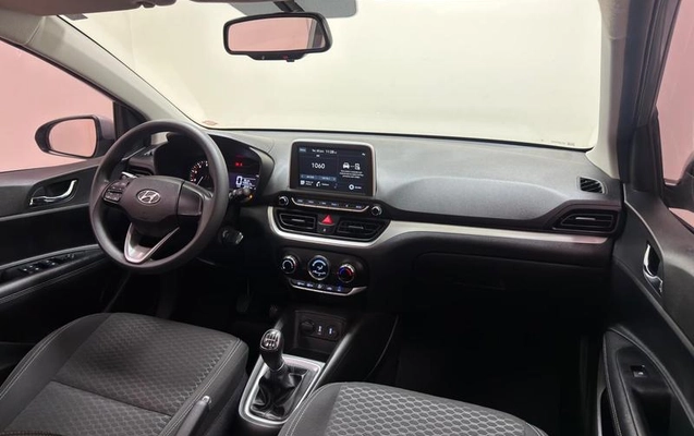 imagem-https://www.socarrao.com.br/sc-vehicle-images-prod/2618782/1784750854772-8165050_13_B_9f7ad641ae.jpeg