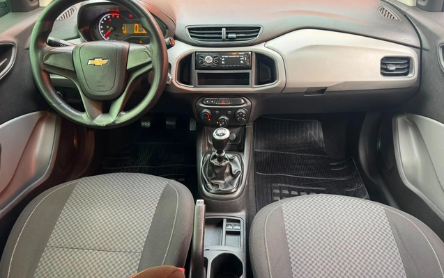 imagem-https://www.socarrao.com.br/sc-vehicle-images-prod/2619124/1784032442590-V2hhdHNBcHAgSW1hZ2UgMjAyNi0wNy0xMCBhdCAxNS4yNy4wMCAoMSkuanBlZw.jpeg
