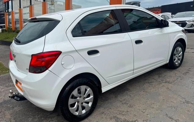 imagem-https://www.socarrao.com.br/sc-vehicle-images-prod/2619124/1784032443455-V2hhdHNBcHAgSW1hZ2UgMjAyNi0wNy0xMCBhdCAxNS4yNi41OSAoNCkuanBlZw.jpeg