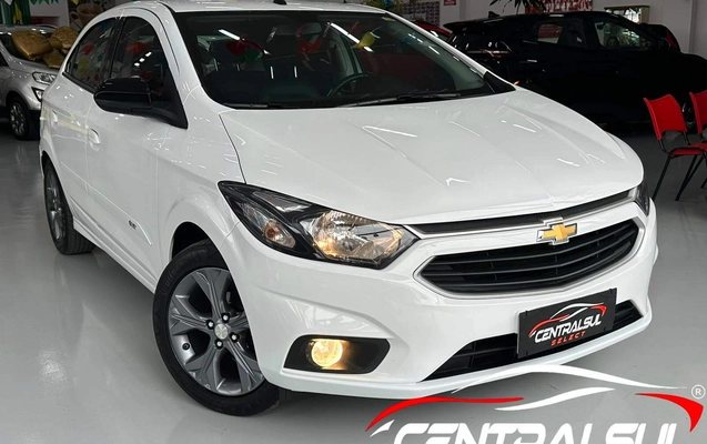 imagem-https://www.socarrao.com.br/sc-vehicle-images-prod/2619180/1784032836353-541cab907b0f4f5eac8ecac87af154e6_1784030921505.jpg