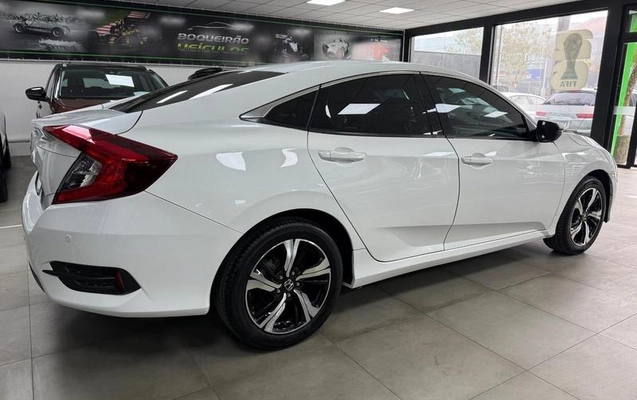 imagem-https://www.socarrao.com.br/sc-vehicle-images-prod/2619465/1788284154653-8196561_5_B_1433307b73.jpeg