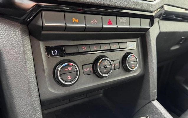 imagem-https://www.socarrao.com.br/sc-vehicle-images-prod/2619814/1787596305989-8267467_11_B_b26753d8f3.jpeg