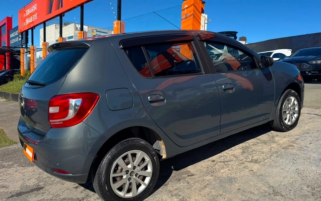 imagem-https://www.socarrao.com.br/sc-vehicle-images-prod/2620210/1784035542211-V2hhdHNBcHAgSW1hZ2UgMjAyNi0wNy0wOCBhdCAxMS4xNi4yMSAoMSkuanBlZw.jpeg