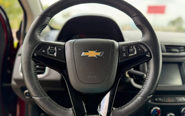 imagem-https://www.socarrao.com.br/sc-vehicle-images-prod/2620235/1784035594893-991afdd5-ebe1-46e9-b746-9f8166f95437.jpg
