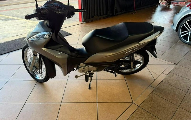imagem-https://www.socarrao.com.br/sc-vehicle-images-prod/2620239/1789558301614-8257640_1_B_893073f00e.jpeg