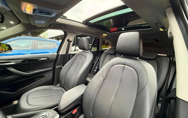 imagem-https://www.socarrao.com.br/sc-vehicle-images-prod/2620373/1787747953098-8276977_3_B_07f5b28f52.jpeg