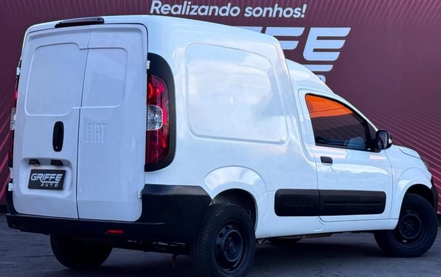imagem-https://www.socarrao.com.br/sc-vehicle-images-prod/2620817/1787253270628-8236288_3_B_47b1358540.jpeg