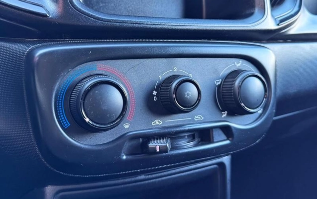 imagem-https://www.socarrao.com.br/sc-vehicle-images-prod/2620817/1787253270636-8236288_10_B_588fbb49f1.jpeg
