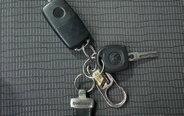 imagem-https://www.socarrao.com.br/sc-vehicle-images-prod/2621028/1784731053732-MThiOTEzNTgtMWY1MC00NWZmLTgzZTQtYTIyYjA4YzczYmI4LmpwZWc.jpeg