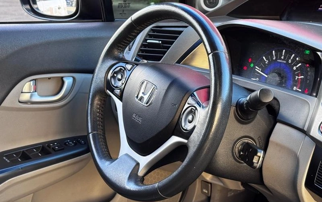 imagem-https://www.socarrao.com.br/sc-vehicle-images-prod/2621065/1786642669443-8271815_7_B_63b0e06851.jpeg