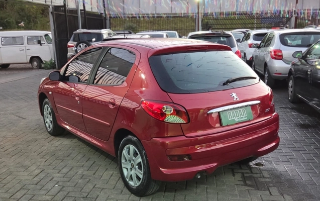 imagem-https://www.socarrao.com.br/sc-vehicle-images-prod/2621250/1786390683926-WH2HyMBEs3jrtTrV38Ci7VPJm3uYa4Ht.jpg