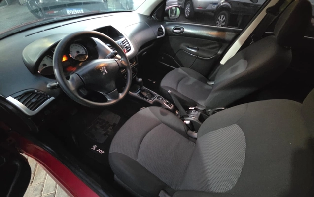 imagem-https://www.socarrao.com.br/sc-vehicle-images-prod/2621250/1786390683930-bm3ciL2fKwMhY4s0iXNBZC2xZu0G6mpV.jpg