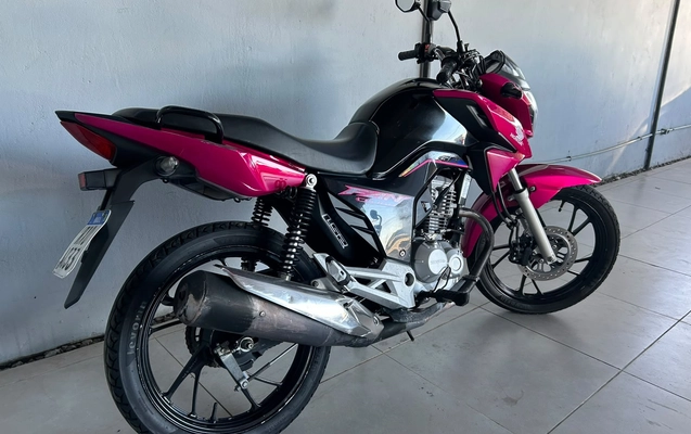 imagem-https://www.socarrao.com.br/sc-vehicle-images-prod/2621989/1784038922561-003_67c26ac21cf0b34abc18e1facd0f8ab2.jpeg