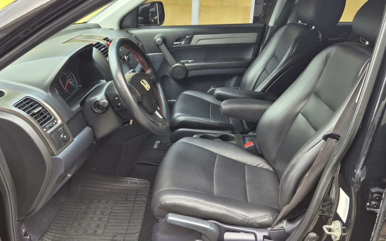 imagem-https://www.socarrao.com.br/sc-vehicle-images-prod/2622300/1784039464123-V2hhdHNBcHAgSW1hZ2UgMjAyNi0wNy0xNCBhdCAxMC4xNC41NyAoMykuanBlZw.jpeg
