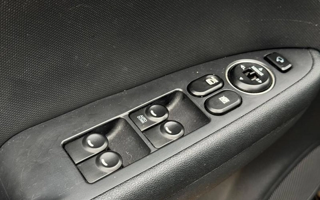 imagem-https://www.socarrao.com.br/sc-vehicle-images-prod/2622687/1788555487979-8241137_18_B_69668f5bad.jpeg