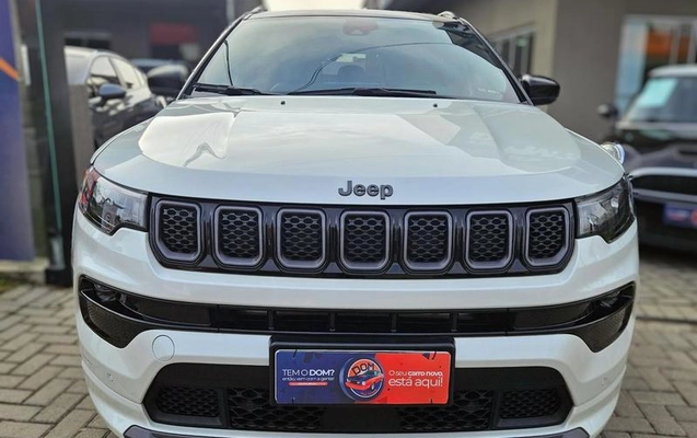 imagem-https://www.socarrao.com.br/sc-vehicle-images-prod/2622735/1790620371078-8237541_10_B_309391c016.jpeg