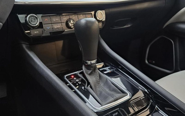 imagem-https://www.socarrao.com.br/sc-vehicle-images-prod/2622735/1790620371091-8237541_8_B_a06bcd0759.jpeg