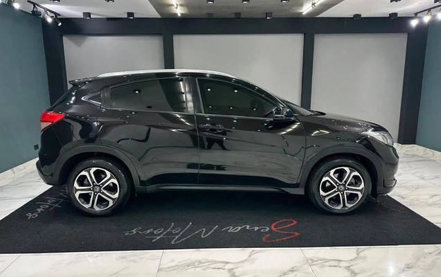 imagem-https://www.socarrao.com.br/sc-vehicle-images-prod/2623654/1789663097722-8231520_4_B_0e6dd27e21.jpeg