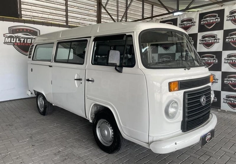 Volkswagen Kombi 2009 Branco — foto 1 de 3