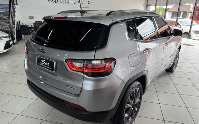 imagem-https://www.socarrao.com.br/sc-vehicle-images-prod/2625793/1785766189697-SwYTIp217bKM3DyOE0qdJhZ8ics0x1x3.jpg