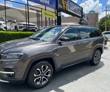Jeep Commander 2025 Cinza — foto 1 de 3