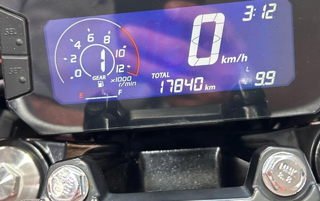imagem-https://www.socarrao.com.br/sc-vehicle-images-prod/2627902/1784050342294-SU1HXzk2MjAuanBlZw.jpeg