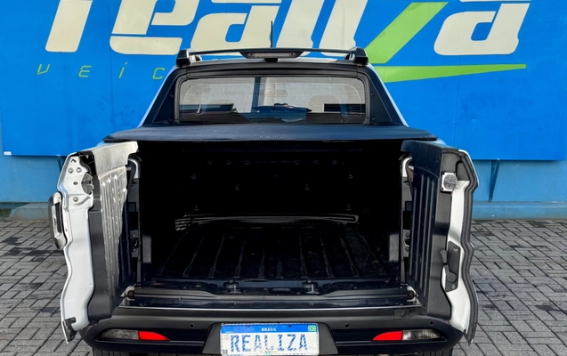 imagem-https://www.socarrao.com.br/sc-vehicle-images-prod/2627978/1784050119770-eec90499-9d82-43ba-b62b-d867cf5ac493.jpg