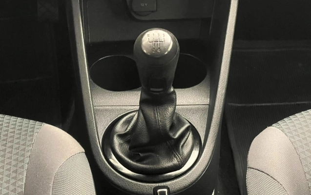 imagem-https://www.socarrao.com.br/sc-vehicle-images-prod/2627979/1789770847094-NBXwx1xYiLO0wu3oG4eFvxc3F2Dc5XN8.jpg